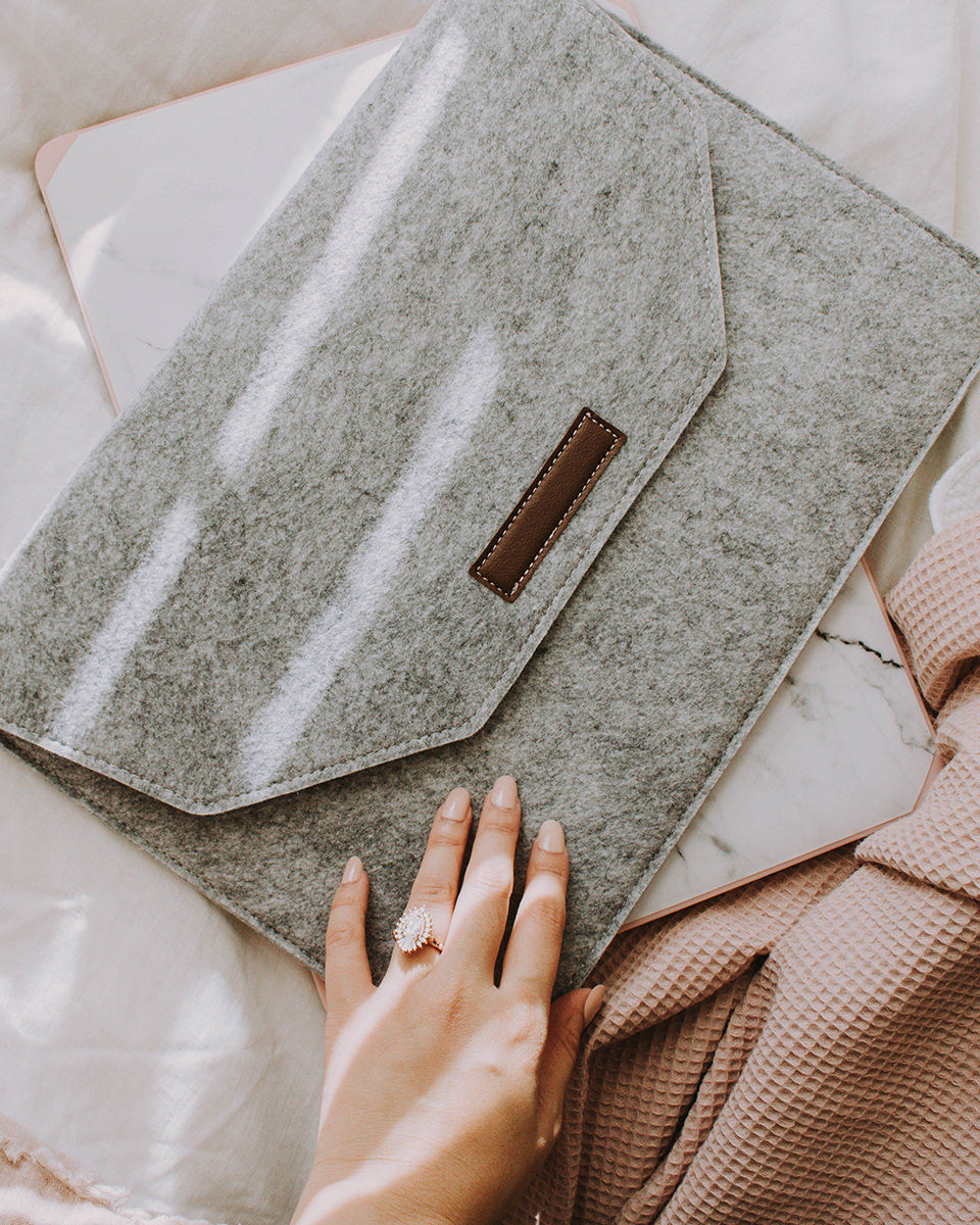 Pink and White Marble Case + Accessories Bundle