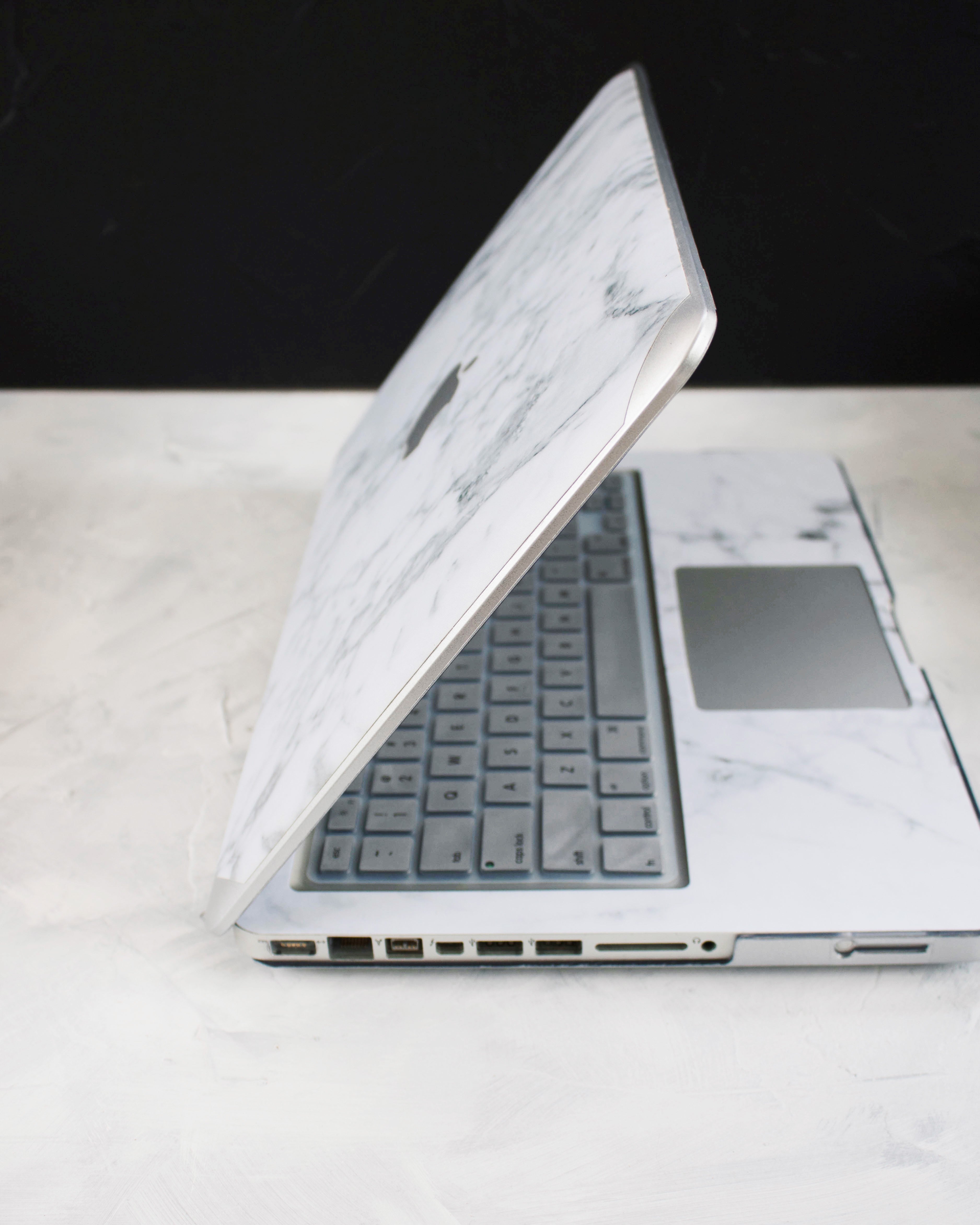 Silver and White Marble Macbook Case