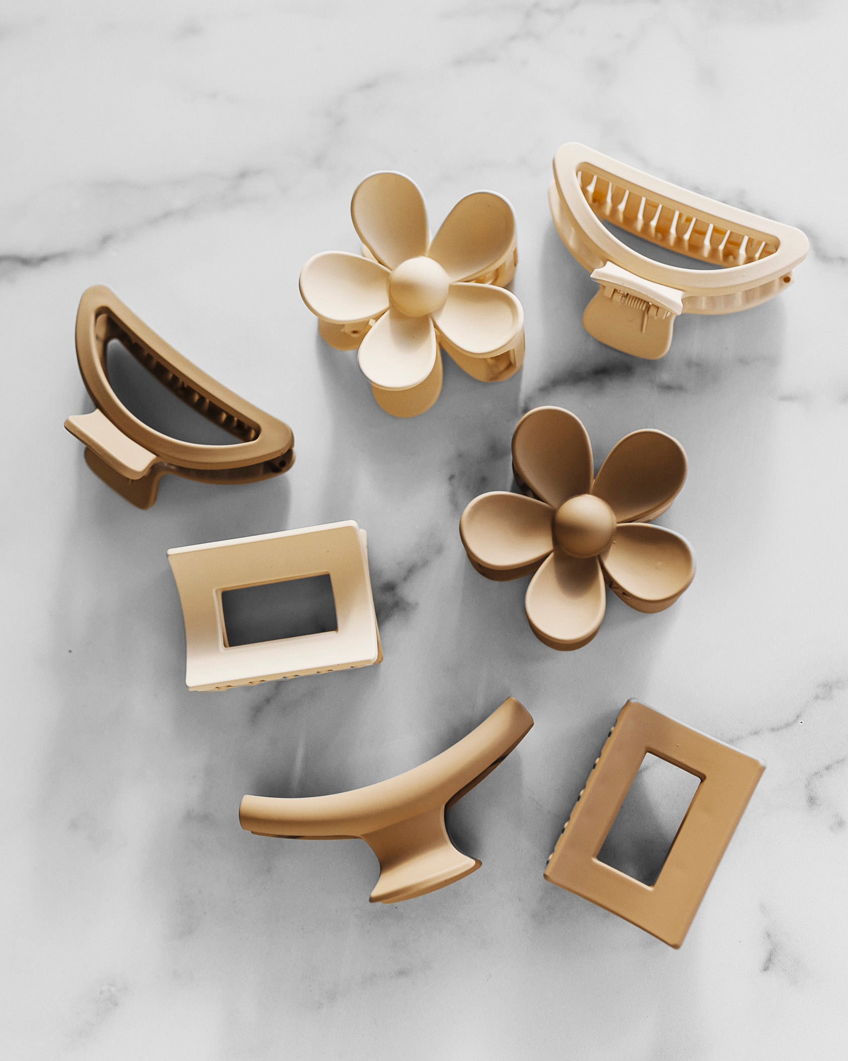 Lucie Fink | Matte Geometric Hair Claw Clips
