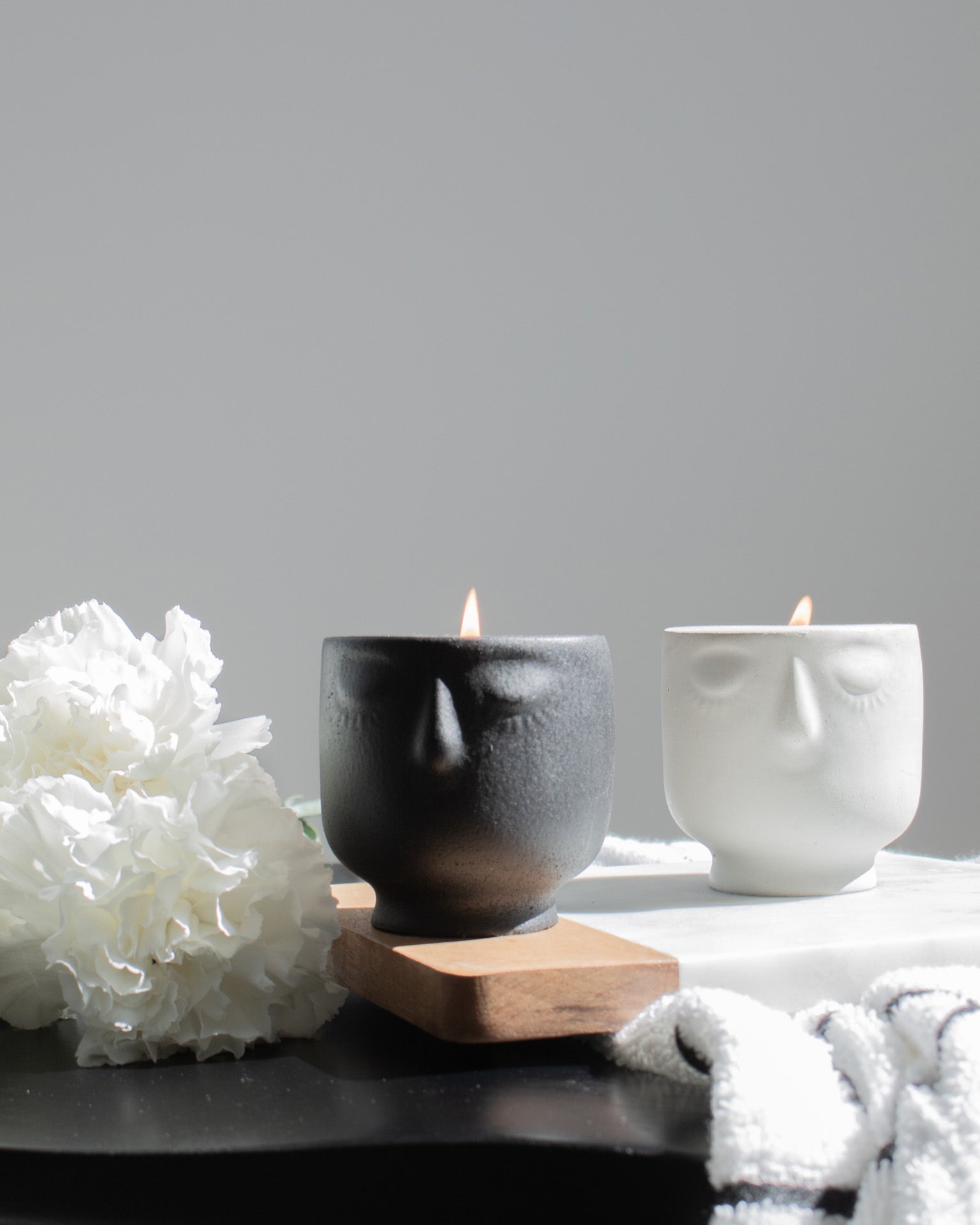 100% HomeBody Coconut Soy Candle -  Modern Face Vessel