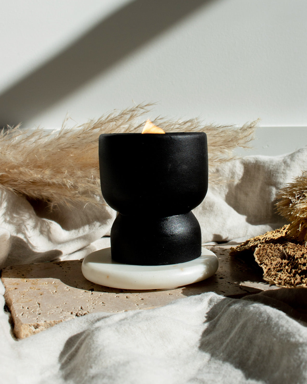 Mojave Dreams Coconut Soy Candle - Black Pedestal